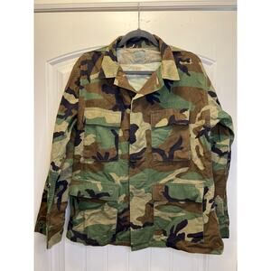 Men’s Combat Long‎ Sleeve Woodland Camouflage Authentic Army Jacket Size M Camo